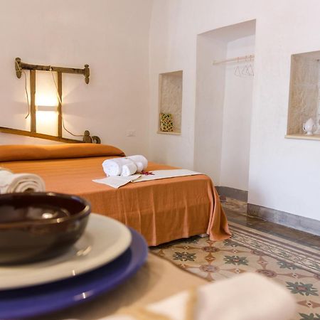 Il Cortile Dei Nonni Bed & Breakfast Морчано ди Леука Екстериор снимка